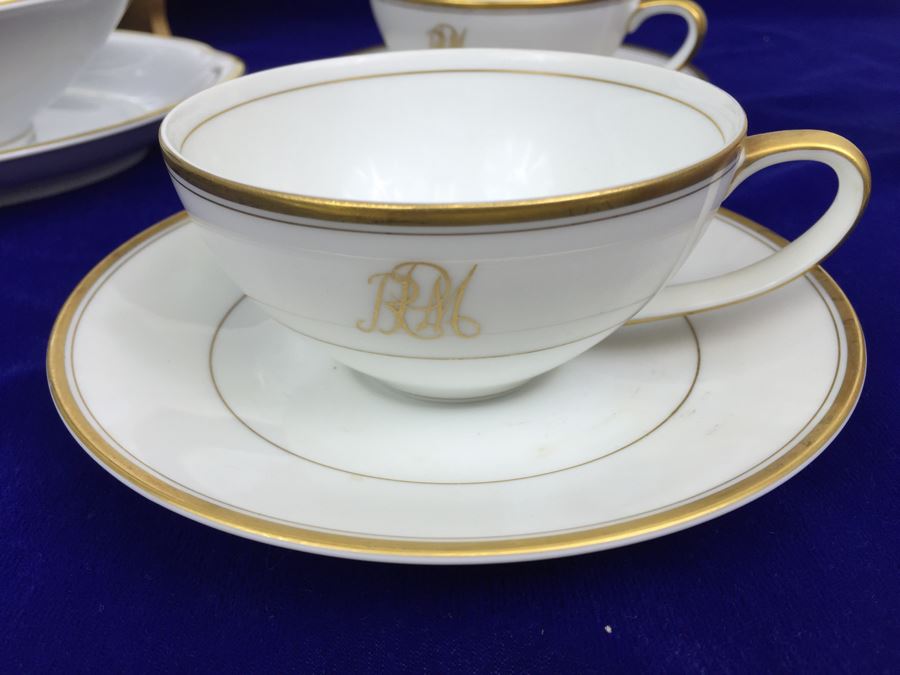 Large China Set Meito China JAPAN Hand Painted White With Gold Rim Monogramed RPM [Photo 35]