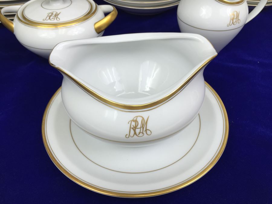 Large China Set Meito China JAPAN Hand Painted White With Gold Rim Monogramed RPM [Photo 9]