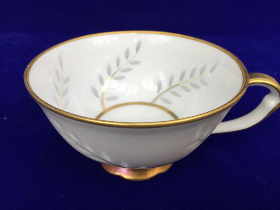 Seyei Regal China Pearl Rice Hand Painted China Set [Photo 53]