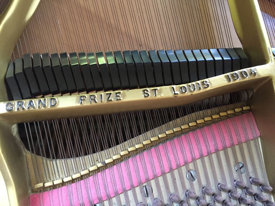 Beautiful Baby Grand Baldwin Piano With Bench Recently Restored [Photo 36]