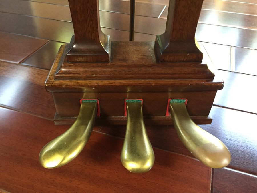 Beautiful Baby Grand Baldwin Piano With Bench Recently Restored [Photo 24]