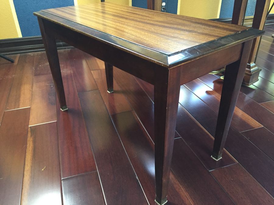 Beautiful Baby Grand Baldwin Piano With Bench Recently Restored [Photo 22]