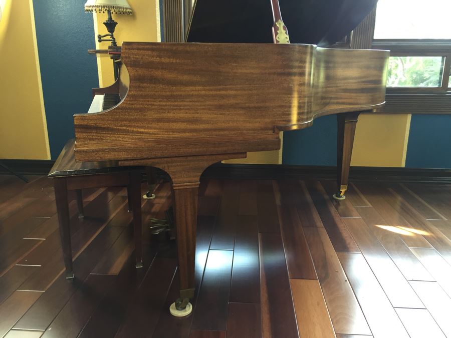 Beautiful Baby Grand Baldwin Piano With Bench Recently Restored [Photo 13]