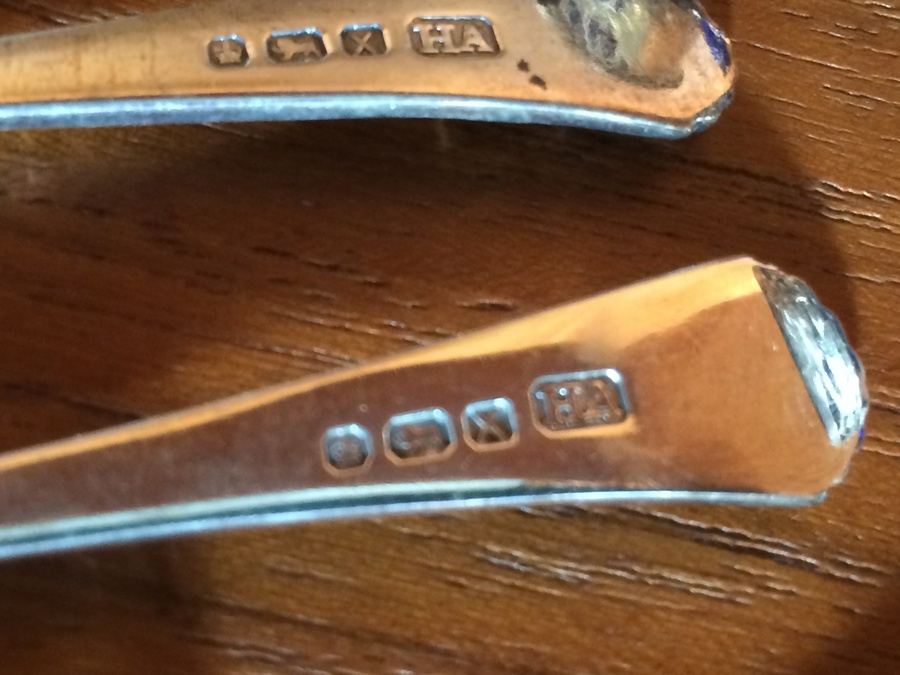 Lot of Vintage Silver Salts Pedestal and Spoons with Extra Blue Glass [Photo 13]