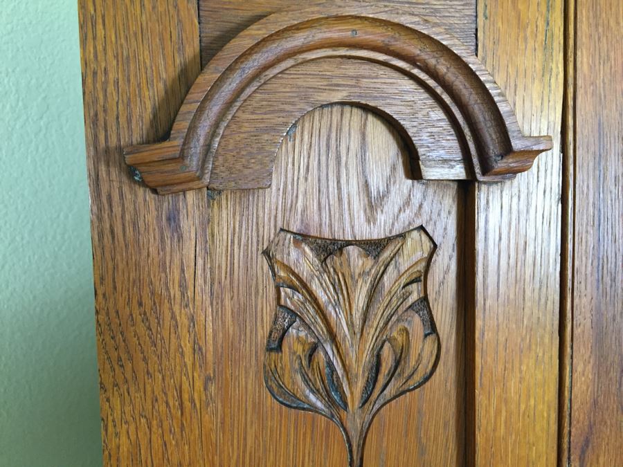 Antique Craftsman Style Armoire [Photo 11]
