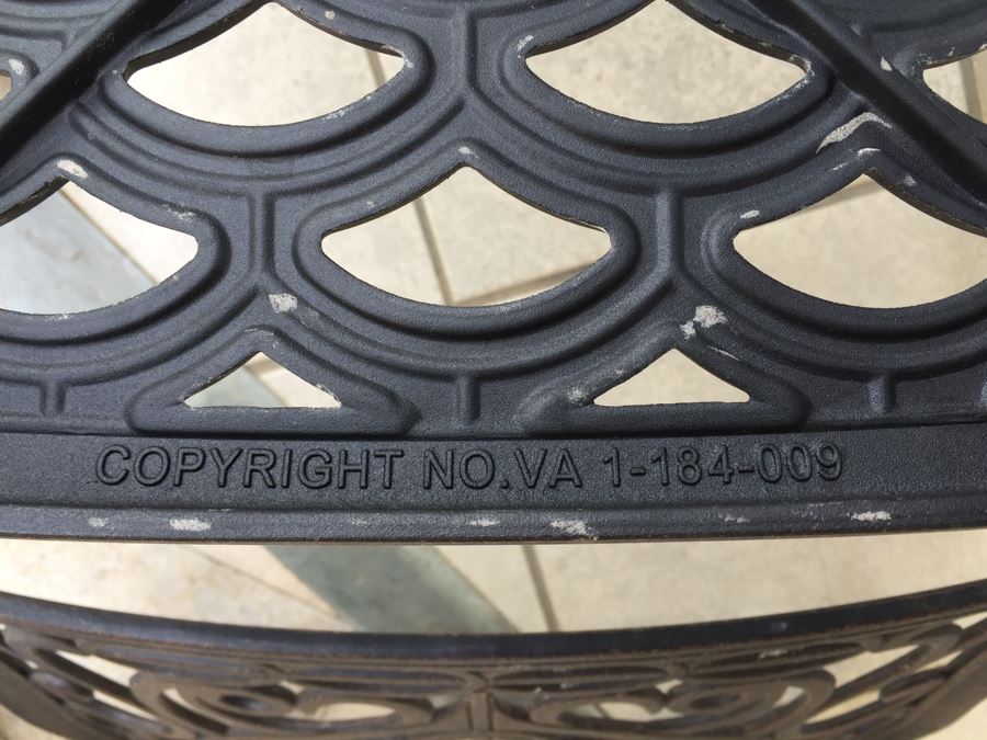 Luxury Quality 'Hanamint' Cast Aluminum Outdoor Black Dining Table With Two Leaves And 12 Chairs Plus Canvas Cover For Patio Furniture [Photo 20]