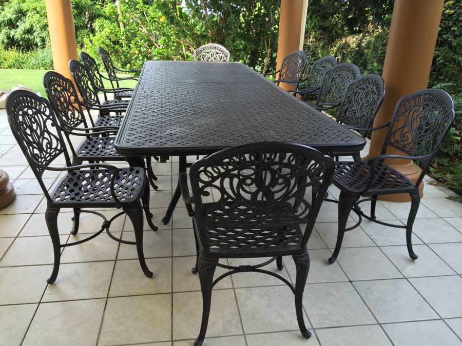 Luxury Quality 'Hanamint' Cast Aluminum Outdoor Black Dining Table With Two Leaves And 12 Chairs Plus Canvas Cover For Patio Furniture