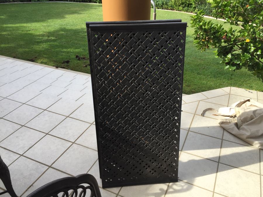 Luxury Quality 'Hanamint' Cast Aluminum Outdoor Black Dining Table With Two Leaves And 12 Chairs Plus Canvas Cover For Patio Furniture [Photo 25]