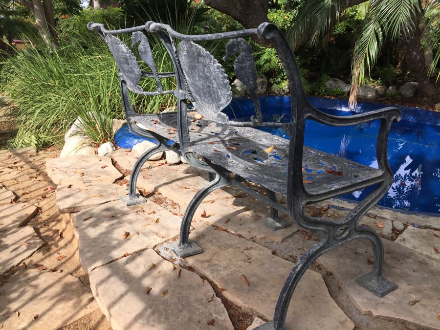 Outdoor Metal Garden Bench With Shell And Seahorse Motif #2 [Photo 3]