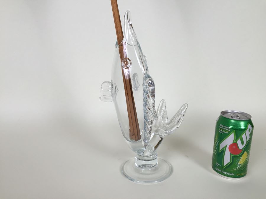 Glass Fish Vase With Artificial Cat's Tail Plants [Photo 5]