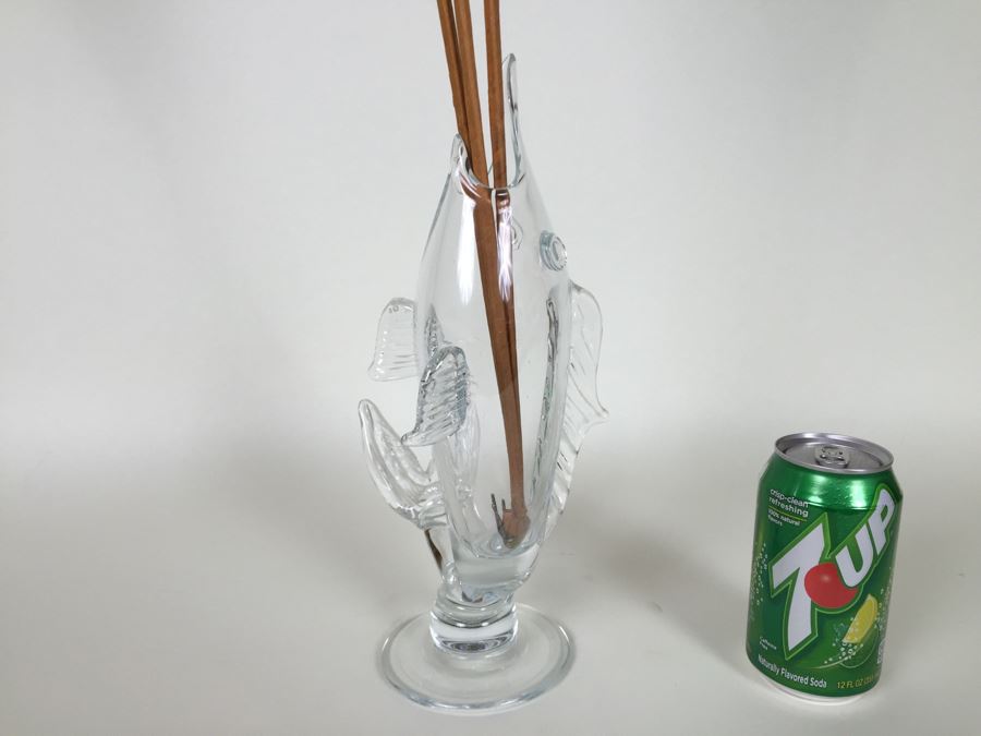 Glass Fish Vase With Artificial Cat's Tail Plants [Photo 6]