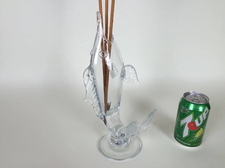 Glass Fish Vase With Artificial Cat's Tail Plants [Photo 2]