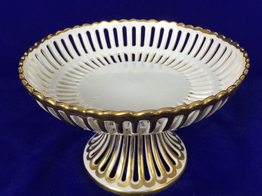 French Footed Reticulated Bowl White With Gold Accents [Photo 4]