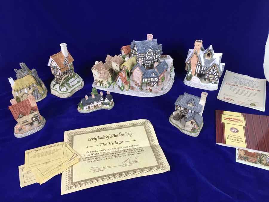 Large Collection Of David Winter Hand Made And Hand Painted Villages Hampshire, Great Britain