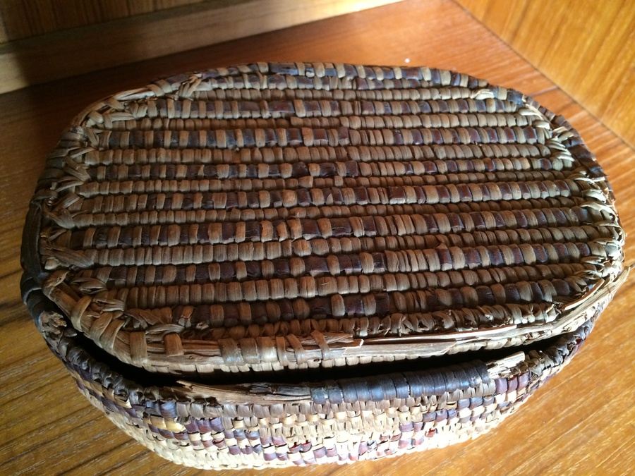 Native American Basket with Lid [Photo 5]