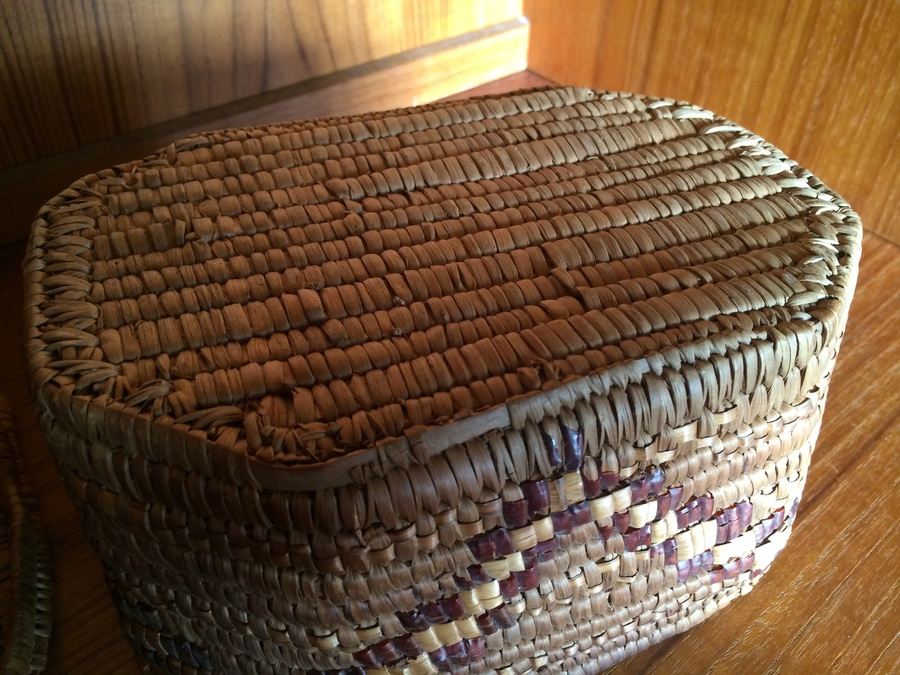 Native American Basket with Lid [Photo 8]