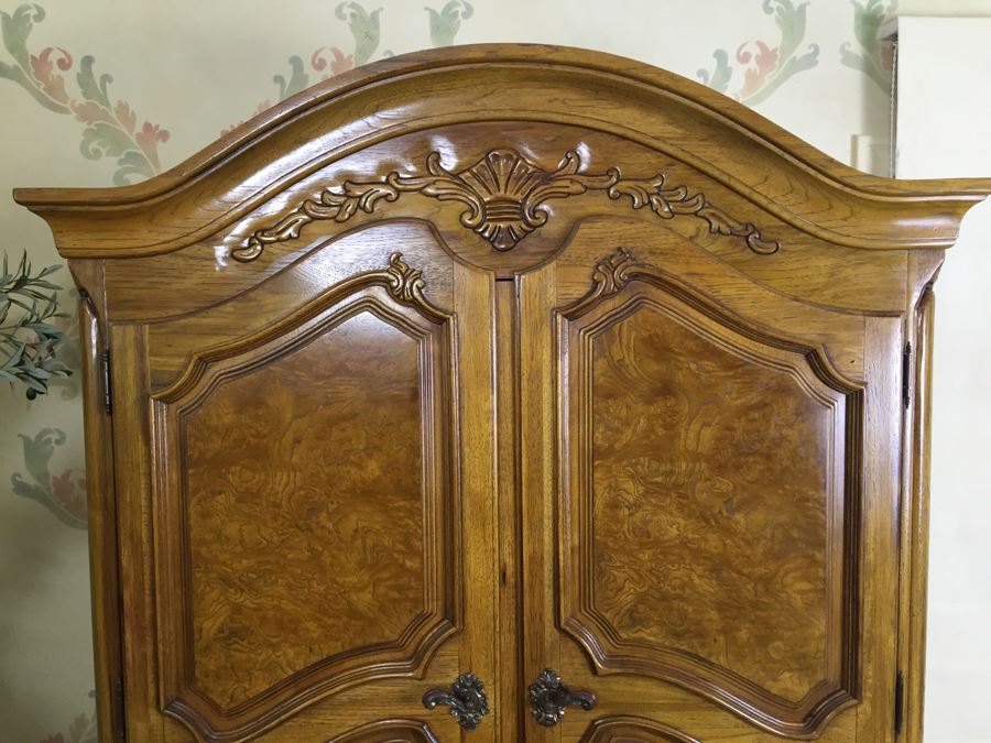 Nice Thomasville Armoire Dresser [Photo 5]