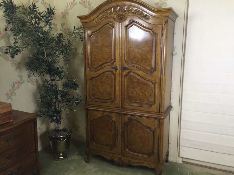 Nice Thomasville Armoire Dresser [Photo 8]