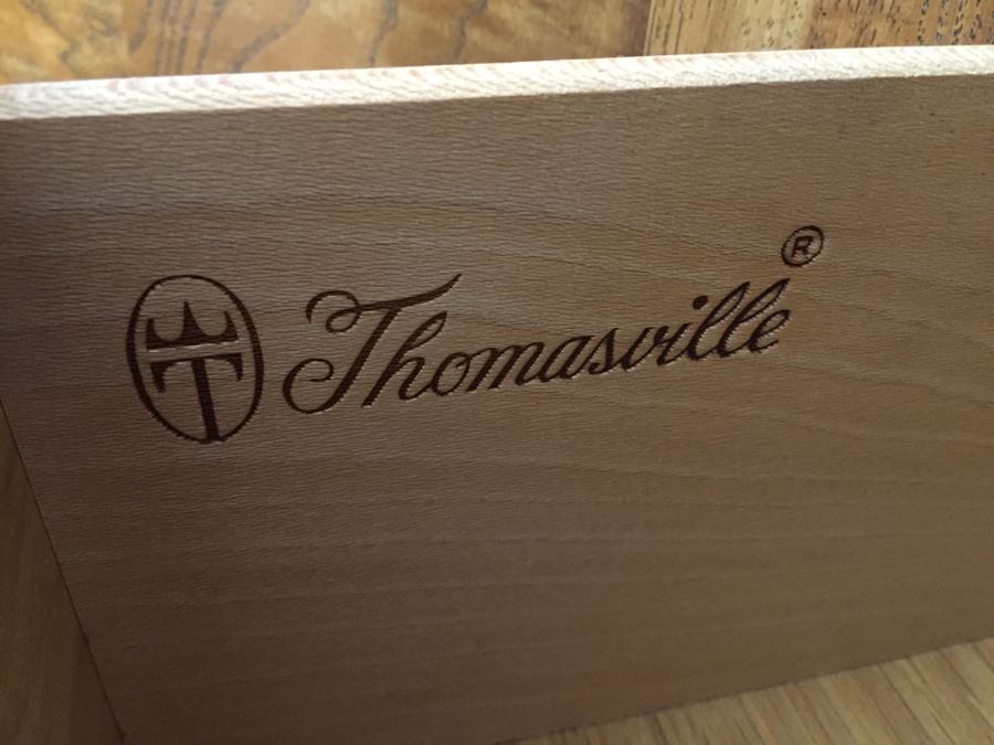 Nice Thomasville Armoire Dresser [Photo 3]