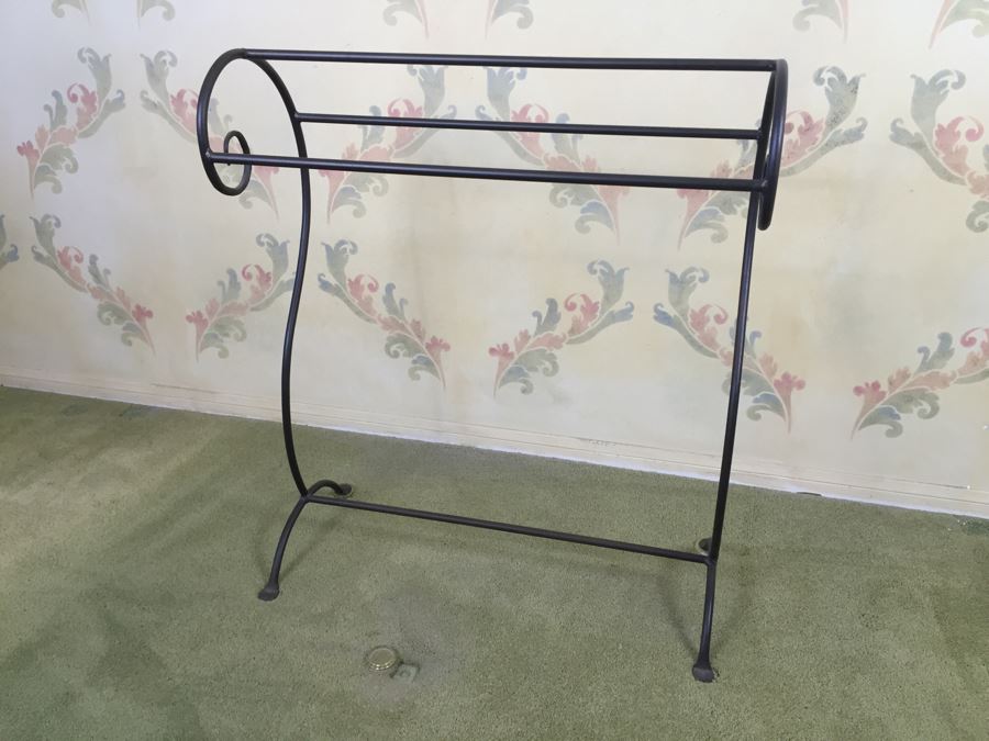 Wrought Iron Quilt Stand [Photo 4]