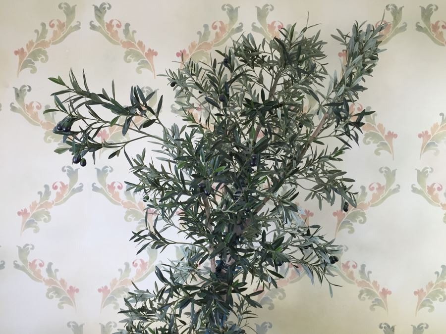 Artificial Olive Tree With Footed Pot And Lights [Photo 4]