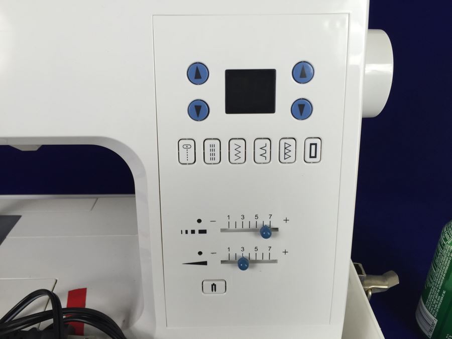 Singer Sewing Machine Model # 744 With Case [Photo 5]