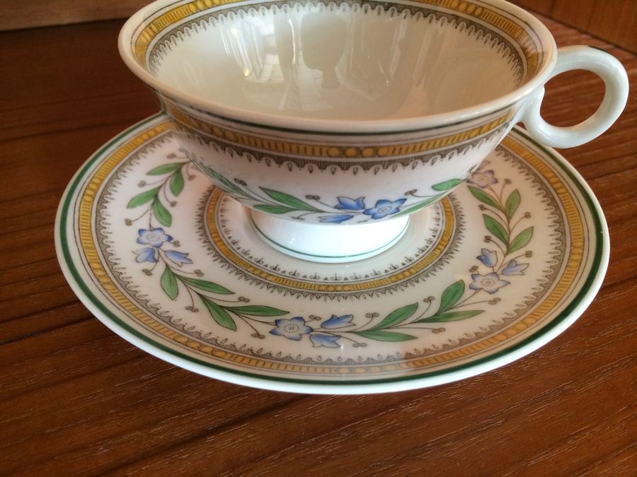 Vintage Theodore Haviland New York Cup & Saucer [Photo 4]