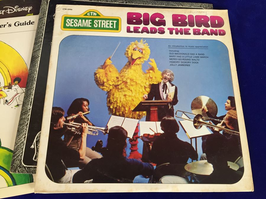 Children's Vinyl Record Lot - Sesame Street & Walt Disney World [Photo 2]