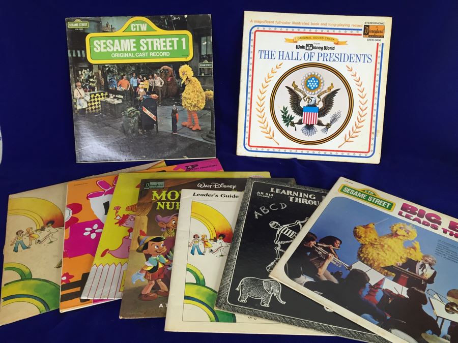 Children's Vinyl Record Lot - Sesame Street & Walt Disney World [Photo 1]