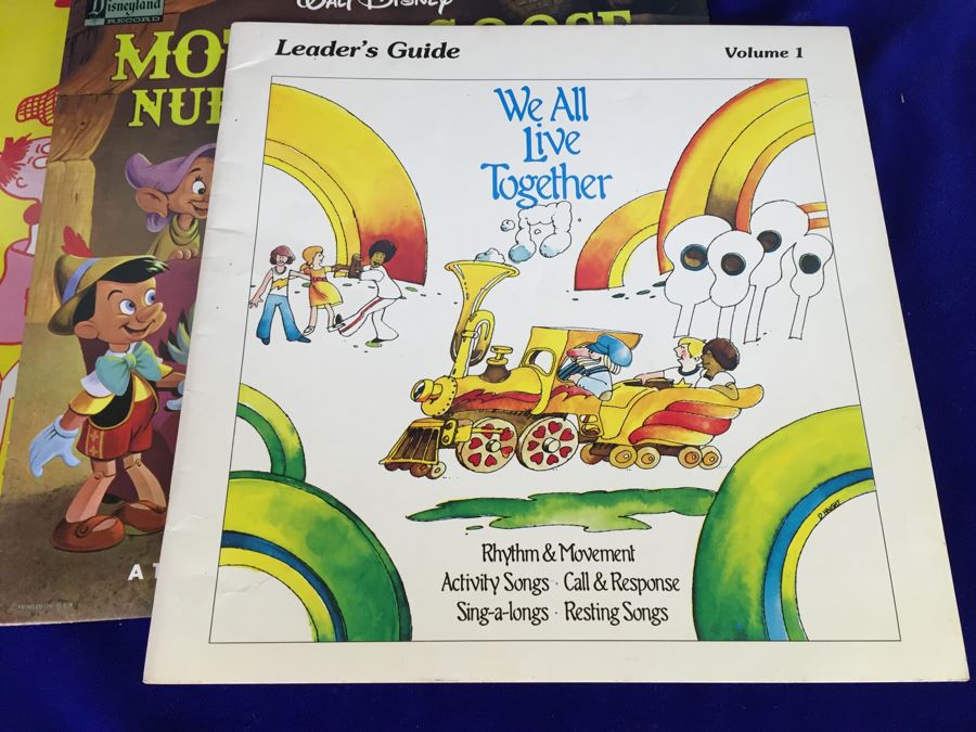 Children's Vinyl Record Lot - Sesame Street & Walt Disney World [Photo 6]