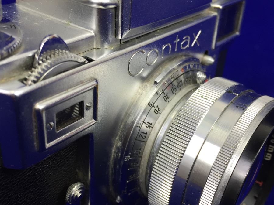 Vintage Contax Camera With Leather Case, Manual And Zeiss Sonnar 50mm Lens [Photo 19]