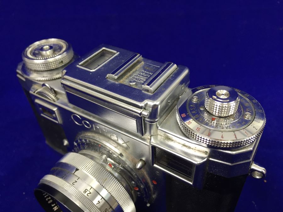 Vintage Contax Camera With Leather Case, Manual And Zeiss Sonnar 50mm Lens [Photo 10]