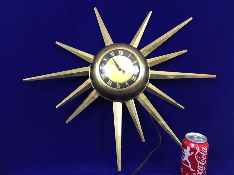 Mid-Century Modern Sunburst Clock By United Clock Corp Model 924 Working