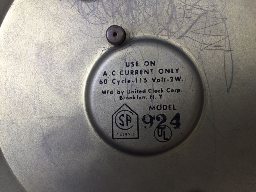 Mid-Century Modern Sunburst Clock By United Clock Corp Model 924 Working [Photo 9]