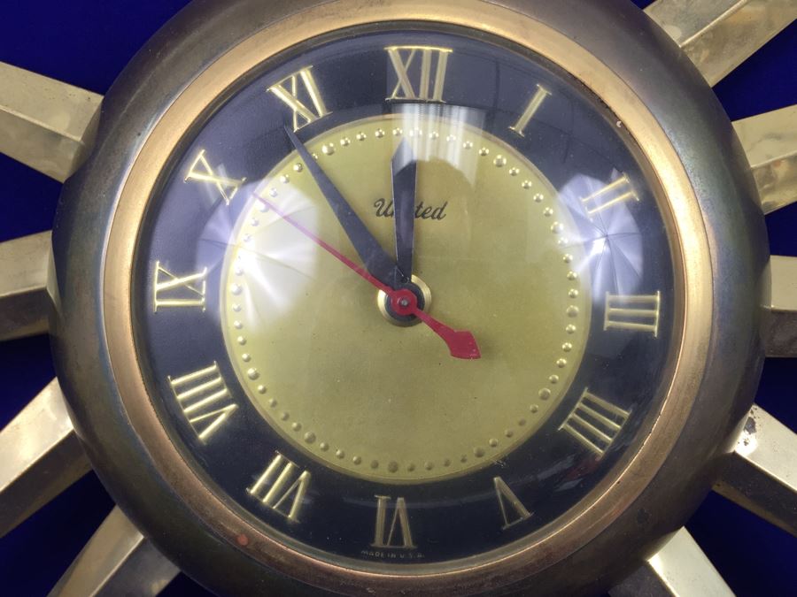 Mid-Century Modern Sunburst Clock By United Clock Corp Model 924 Working [Photo 5]