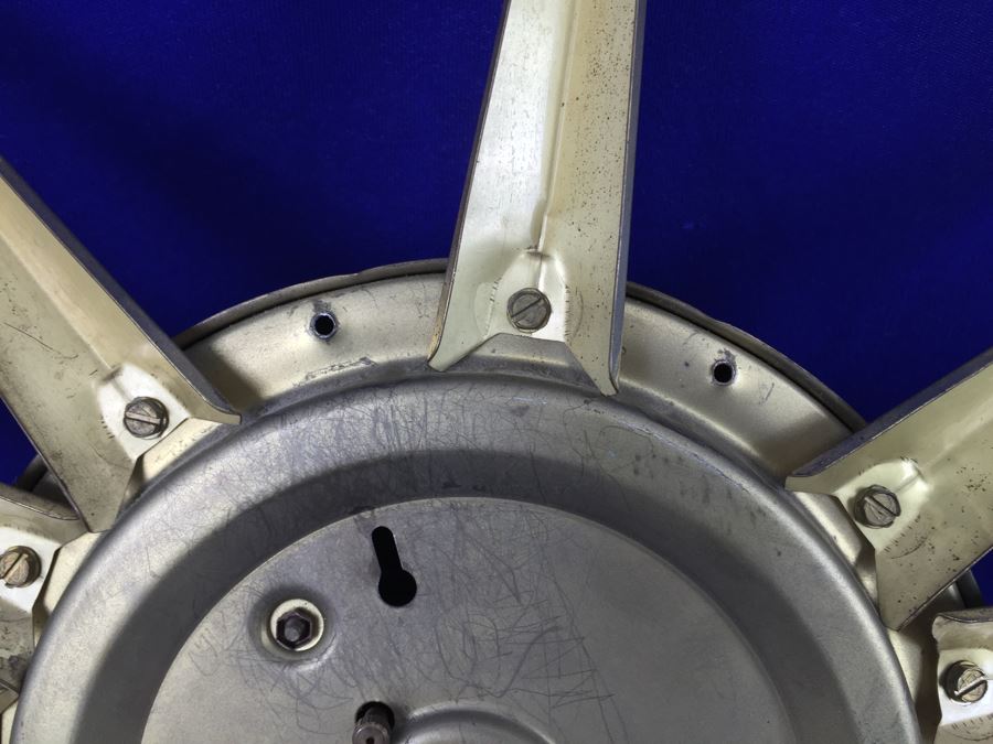 Mid-Century Modern Sunburst Clock By United Clock Corp Model 924 Working [Photo 10]