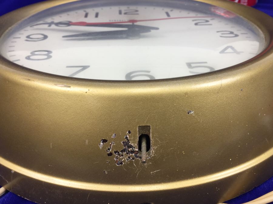 General Electric Wall Clock Model 2908 [Photo 9]