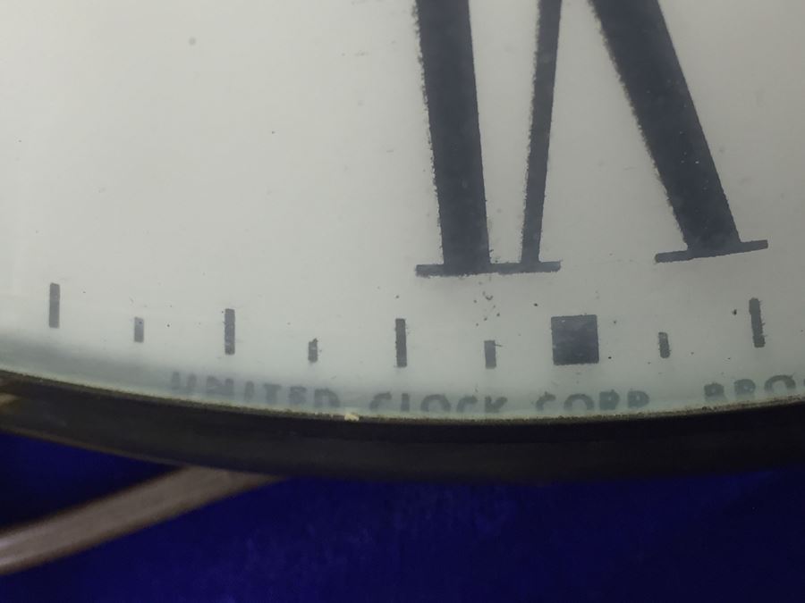 United Clock Company Pocket Watch Wall Or Hanging Clock Model No. 40 [Photo 5]