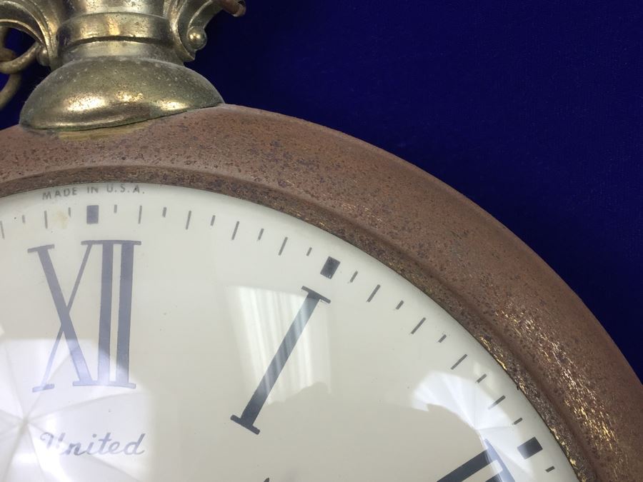 United Clock Company Pocket Watch Wall Or Hanging Clock Model No. 40 [Photo 8]