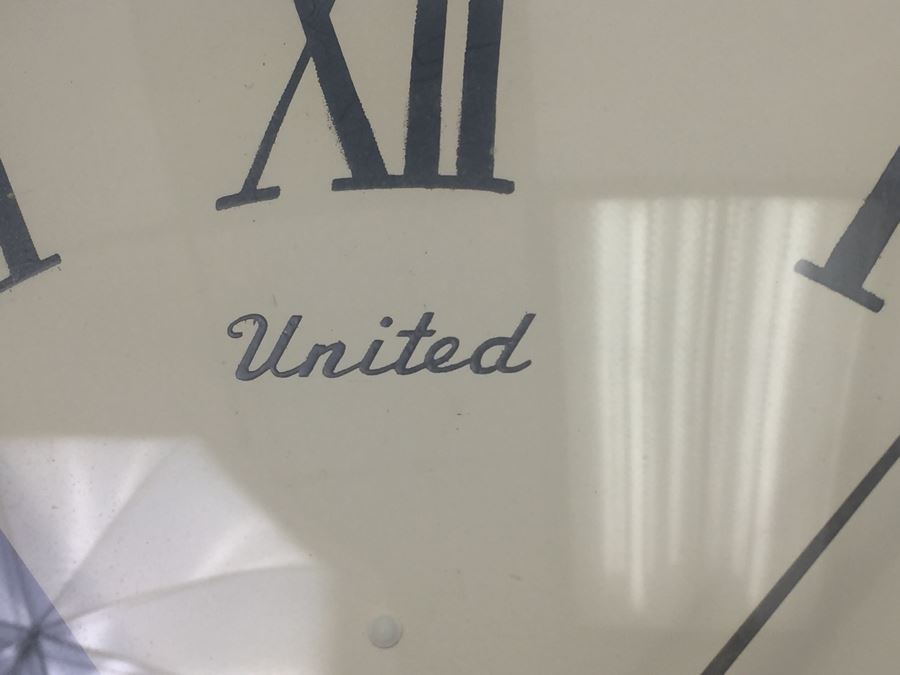 United Clock Company Pocket Watch Wall Or Hanging Clock Model No. 40 [Photo 3]