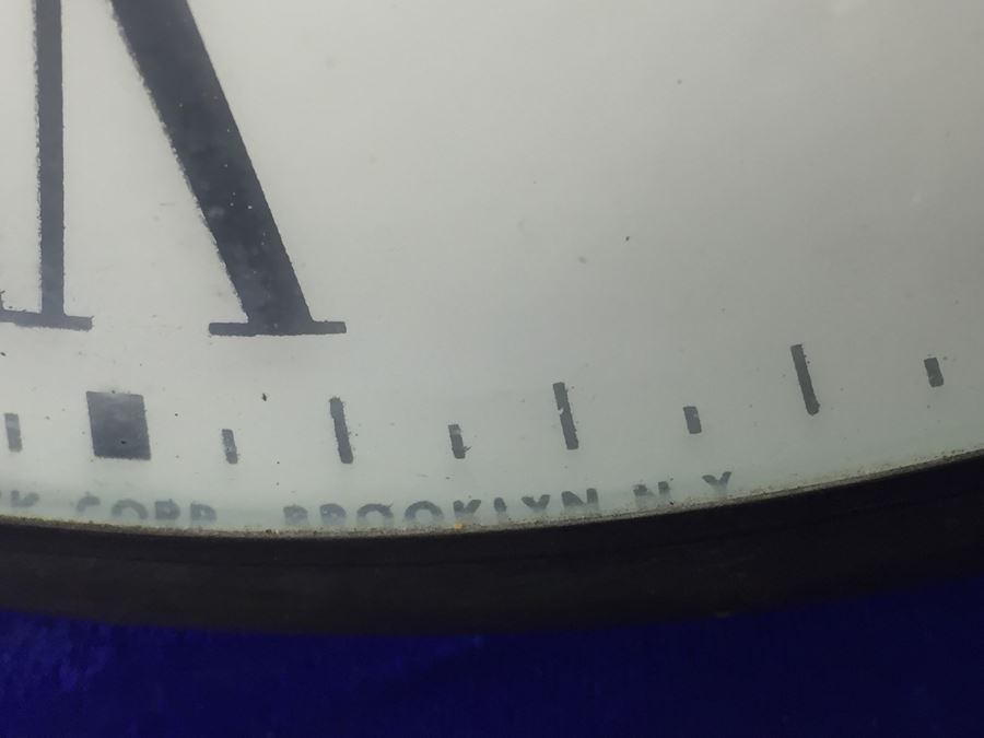 United Clock Company Pocket Watch Wall Or Hanging Clock Model No. 40 [Photo 6]