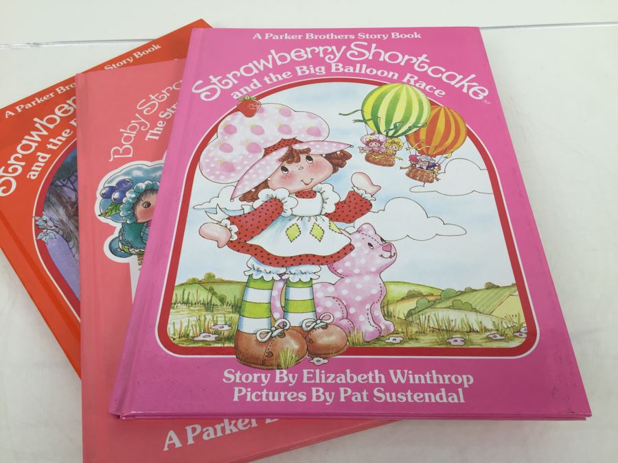 (7) Strawberry Shortcake Parker Brothers Story Books New Old Stock [Photo 9]