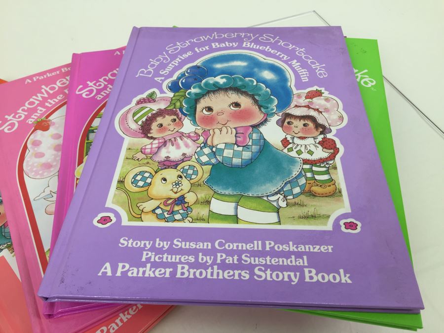 (7) Strawberry Shortcake Parker Brothers Story Books New Old Stock [Photo 2]