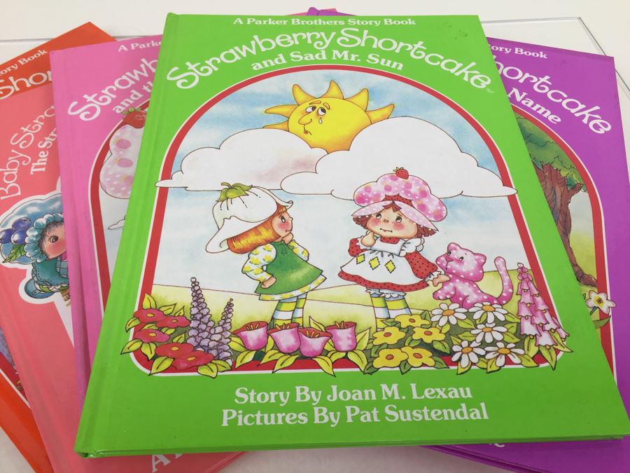 (7) Strawberry Shortcake Parker Brothers Story Books New Old Stock [Photo 6]