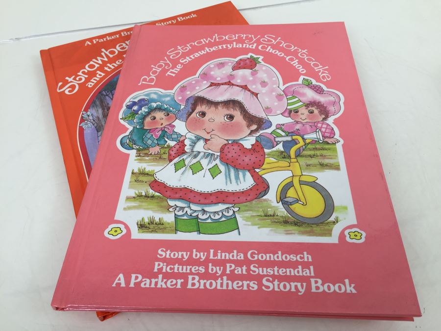 (7) Strawberry Shortcake Parker Brothers Story Books New Old Stock [Photo 10]