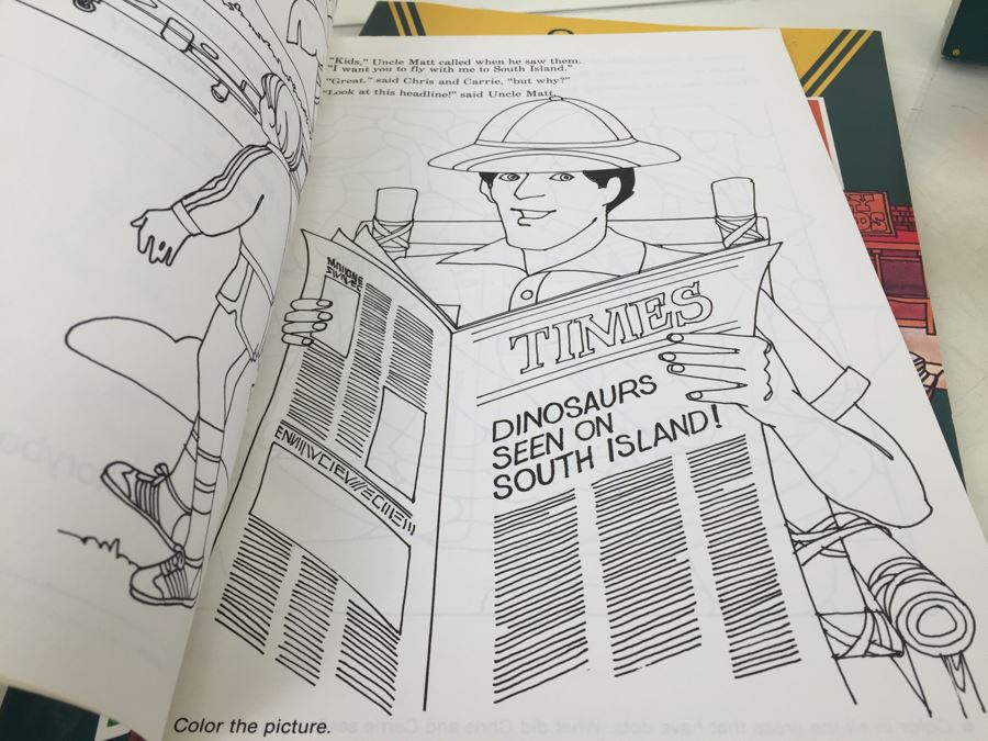 Crayola Crayons And Crayola Activity Books New Old Stock [Photo 11]