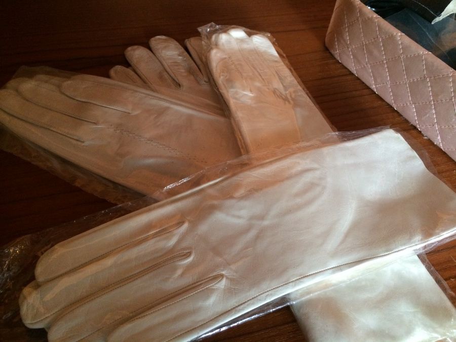 Large Vintage Leather Glove Lot [Photo 12]