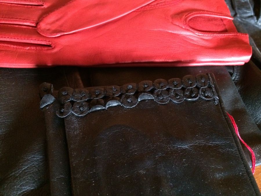 Large Vintage Leather Glove Lot [Photo 3]