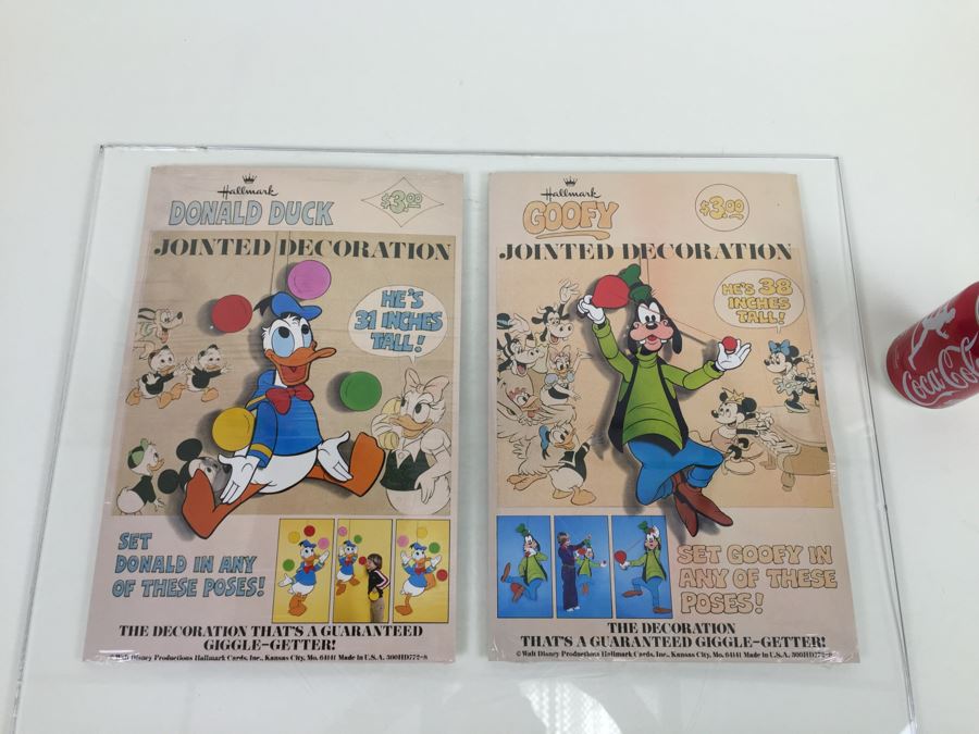 (2) Hallmark Jointed Decorations From Disney Donald Duck And GOOFY New Old Stock [Photo 1]