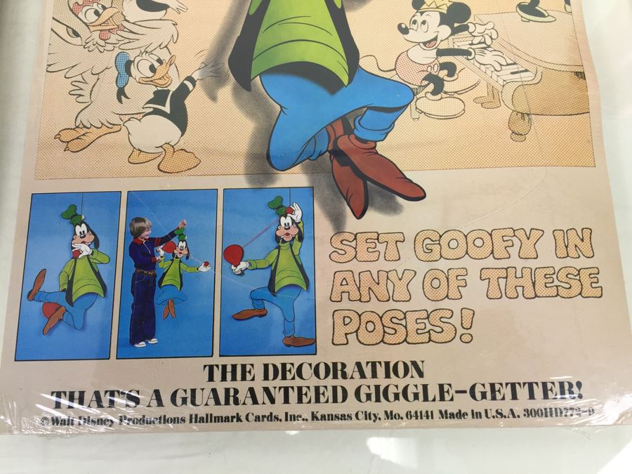 (2) Hallmark Jointed Decorations From Disney Donald Duck And GOOFY New Old Stock [Photo 11]
